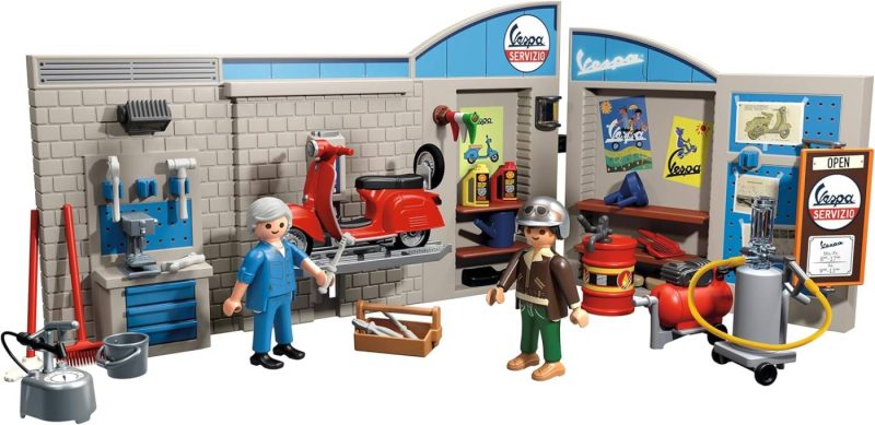 Playmobil Vespa 71620 60’s Vespa Garage Workshop - Image 4